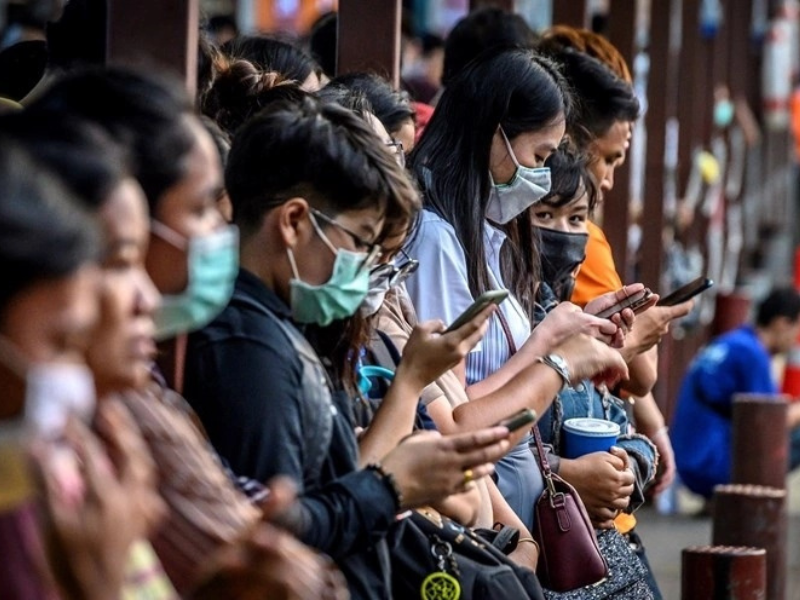 nghiện mạng xã hội
