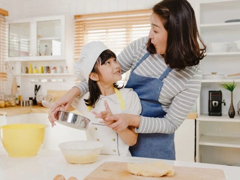 cách dạy con làm việc nhà