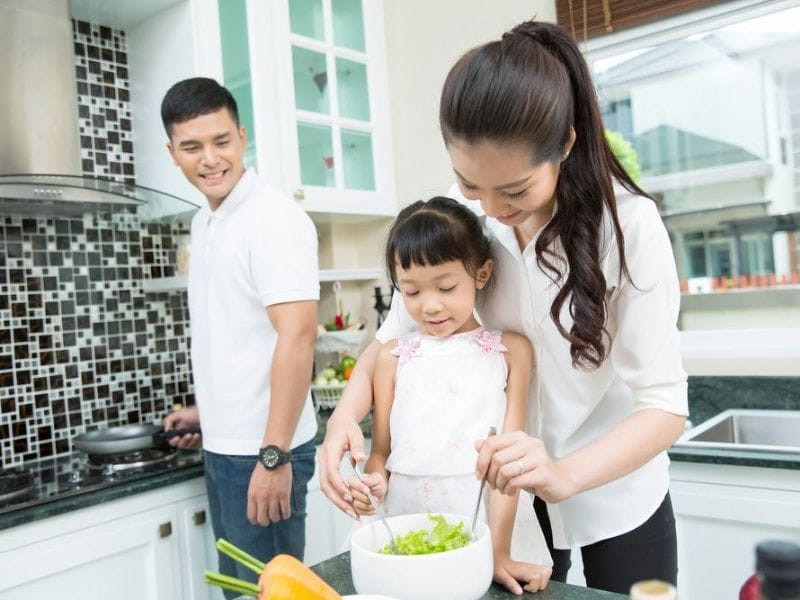 cách dạy con làm việc nhà