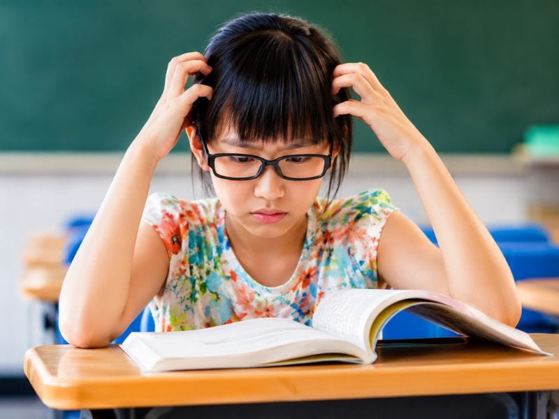 tâm lý bé gái 13 tuổi