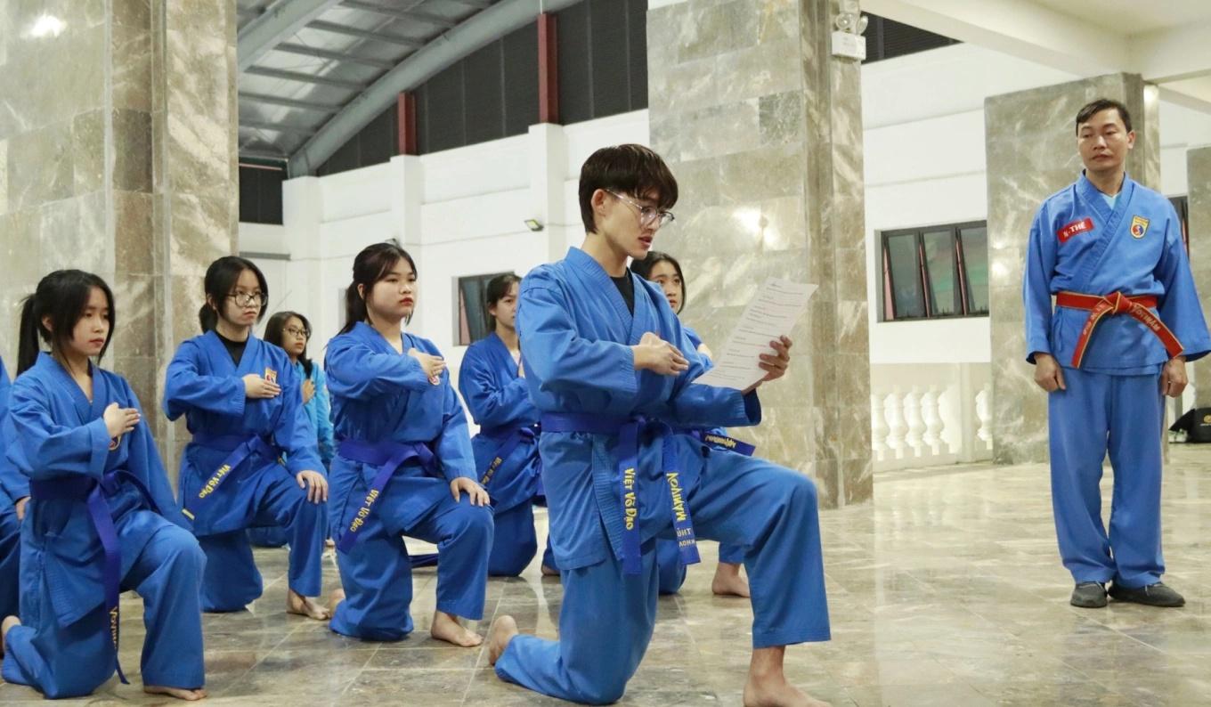 cai nghiện game cho trẻ